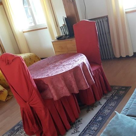 Hotel Le Chalet Sembadel Zewnętrze zdjęcie
